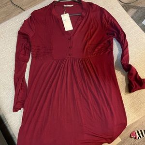 Long sleeve burgundy tunic